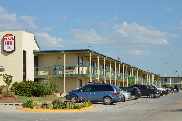 Plaza Inn image 1